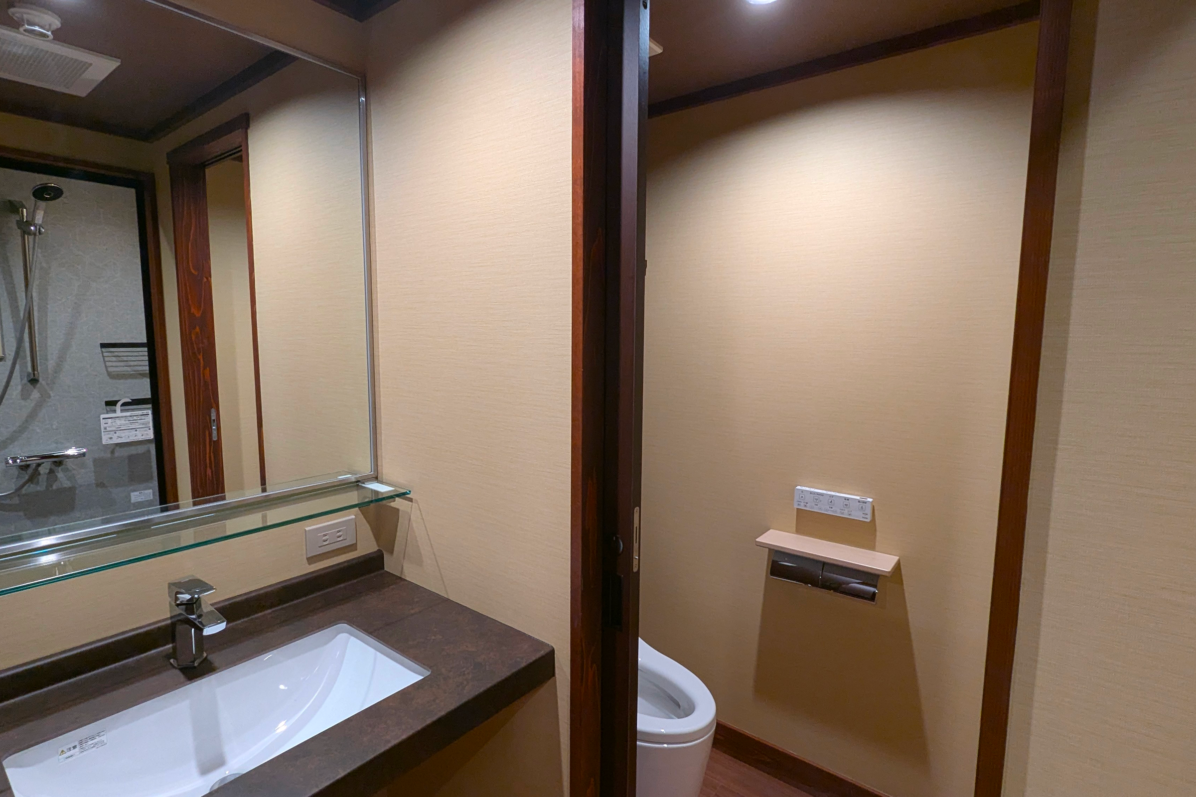 【2025年リニューアル】禁煙デラックスツイン｜シャワー (5)