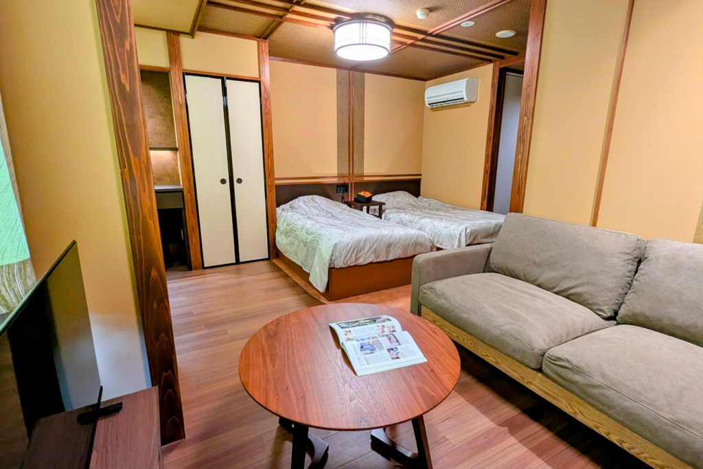 【2025年リニューアル】禁煙デラックスツイン｜ユニットバス (2)